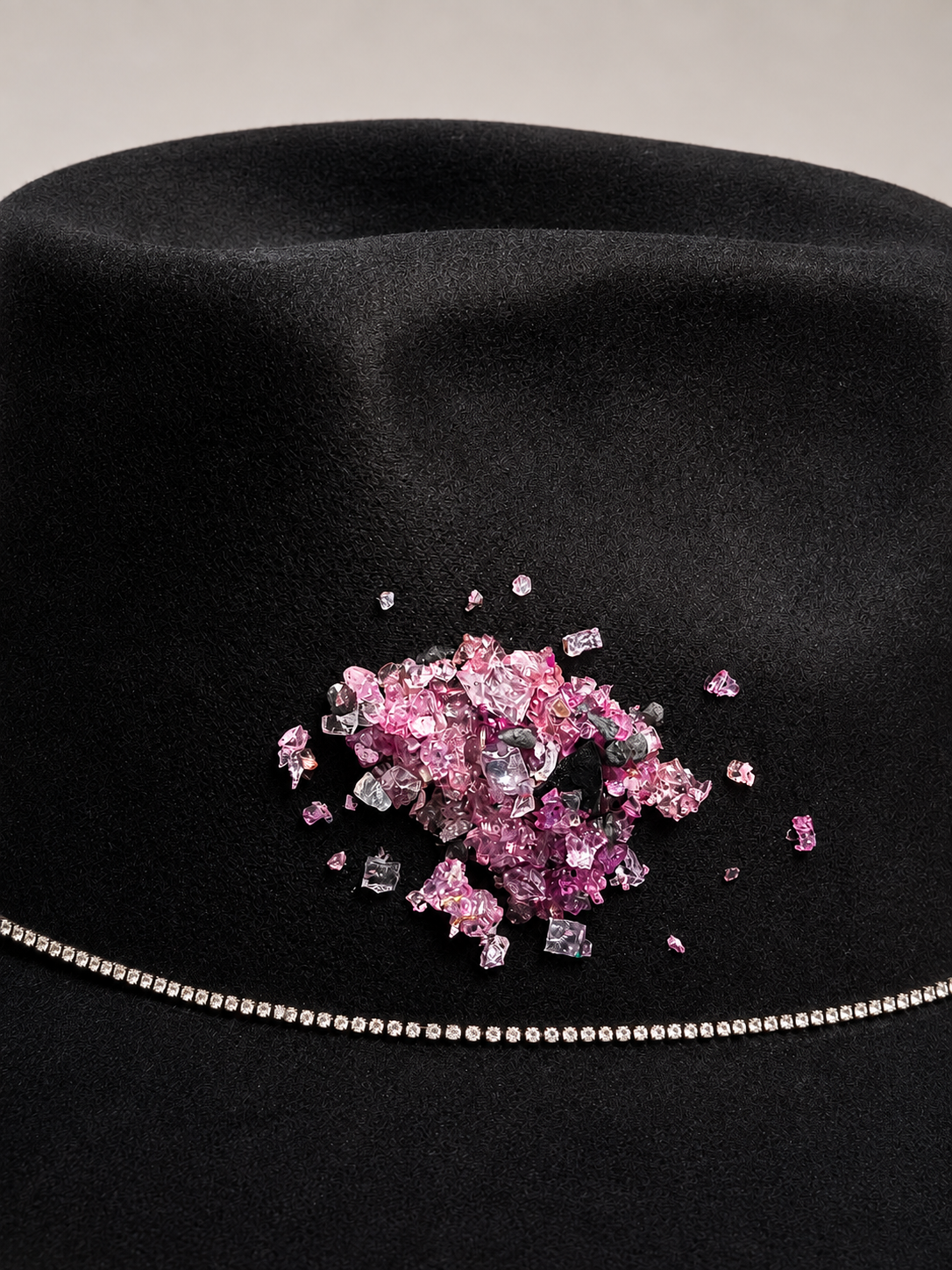 Monifa Deoir – Fuchsia/Blue & Black Geode Crystal Cowboy Hat